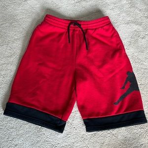 Jordan Jumpman Air fleece shorts. Red and Black. Boys size L